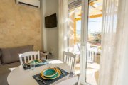 Panormos Kreta, Panormos: Dreistöckiges Küstenhaus mit privatem Pool und Meerblick zu verkaufen Haus kaufen